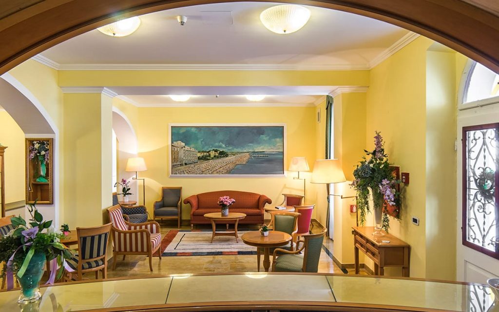 hall_1
